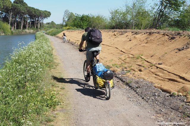 canal du midi en famille à vélo