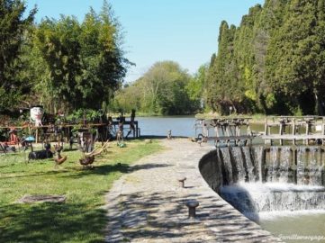 canal du midi en famille à vélo